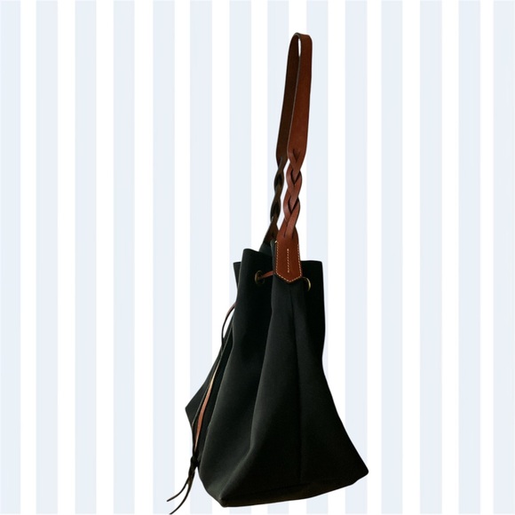 Classic Dooney & Bourke Nylon Drawstring Black and Red Interior Bucket Bag EUC - Picture 4 of 9